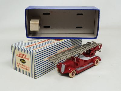 DINKY FRANCE réf 899 (ex 32D) auto-échelle de pompiers Delah…
