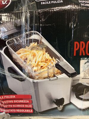 Friteuse en inox de marque R.G.V - Photo 1