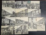 de nombreuses photos de personnes voyageant ensemble dans un train