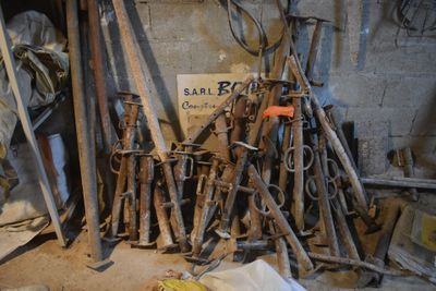 a lot of tools that are sitting on the floor