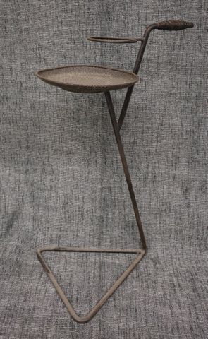 Mathieu MATÉGOT (1910-2001) – Porte-verre en métal tubulaire laqu...