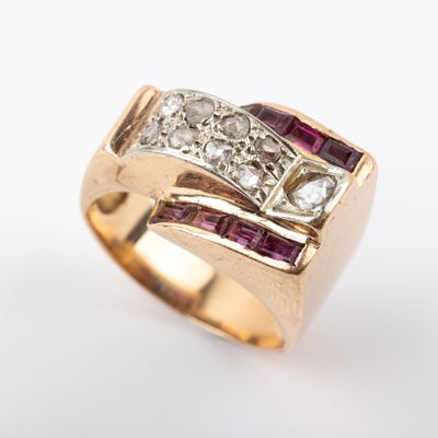 Bague Tank, diamants taille rose, pierres rouges calibrées, … - Photo 1