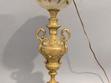 a lamp that is sitting on top of a table
