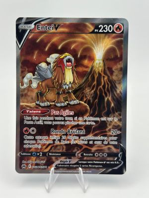 gros plan d'une carte pokemon sur une surface blanche