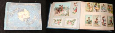 deux livres illustrés, posés sur une table