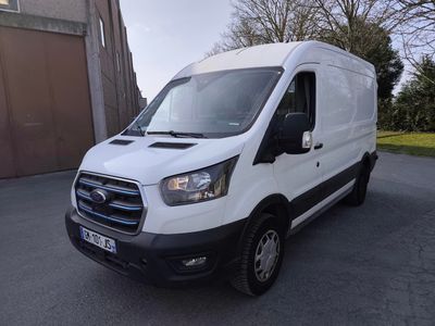 FORD E-TRANSIT 390 L2H2 184 CH - Genre : CAM - Carrosserie :…