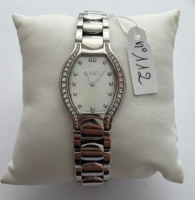Montre en acier, signée - EBEL - BELUGA - Cadran et index se…