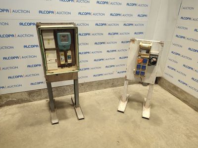 une image représentant une machine posée contre un mur