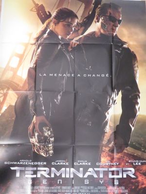 L'affiche du film « Terminator » est posée sur une table