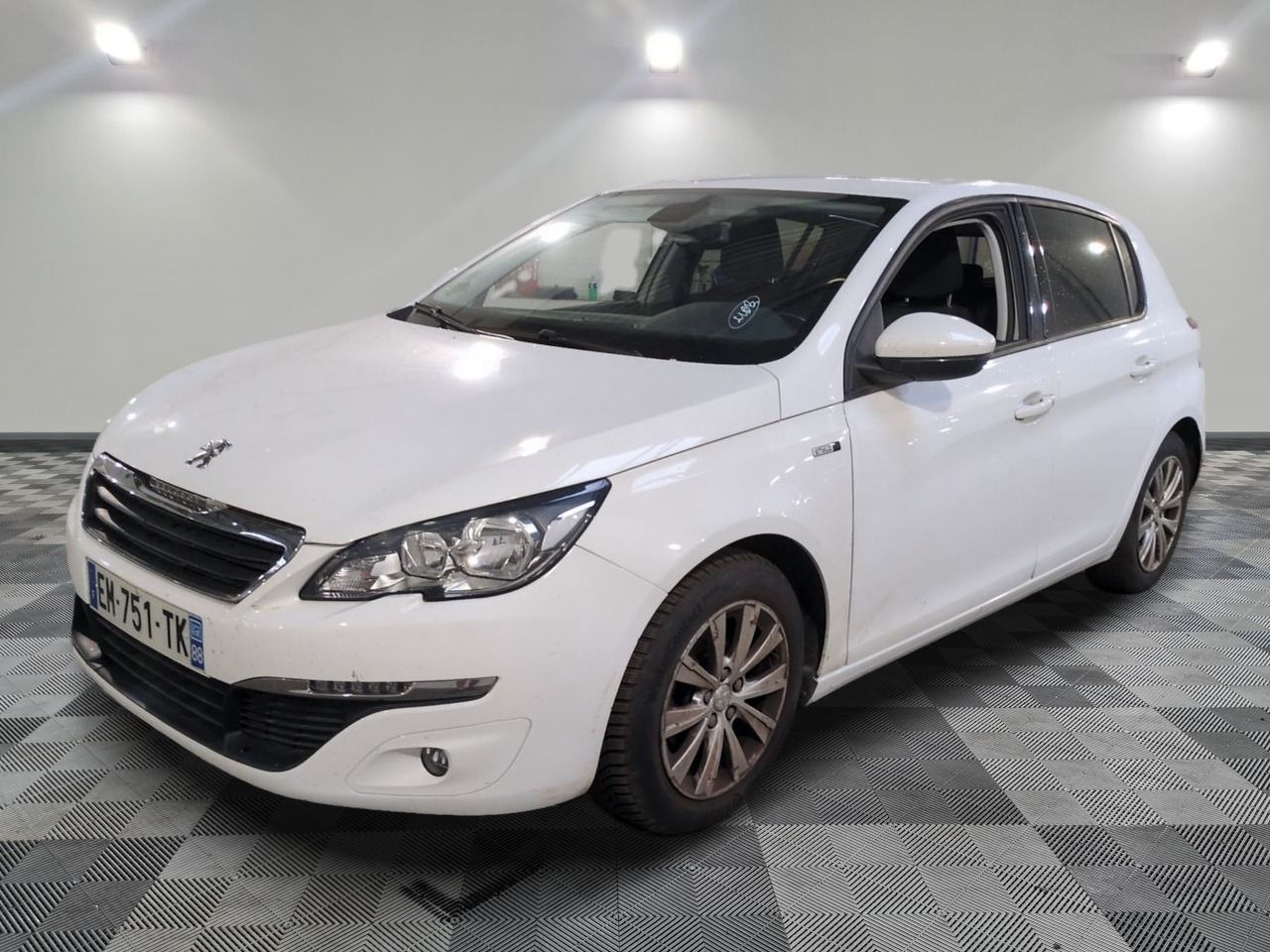 PEUGEOT 308 1.2 PURETECH 110CH SS BVM5 STYLE - Voiture d'occasion 2017