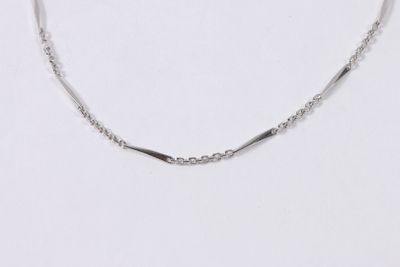 a white gold necklace with a curved link on a white background