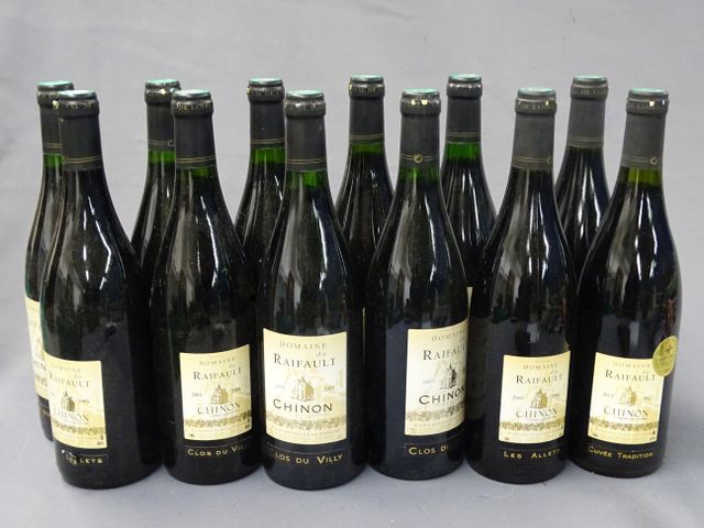 CHINON, DOMAINE DU RAIFAULT, 6 bouteilles de 2005, 3 bouteilles d...