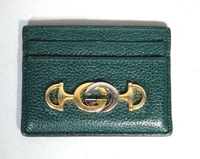 GUCCI Porte carte en cuir vert