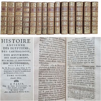 un livre ouvert contenant plusieurs livres