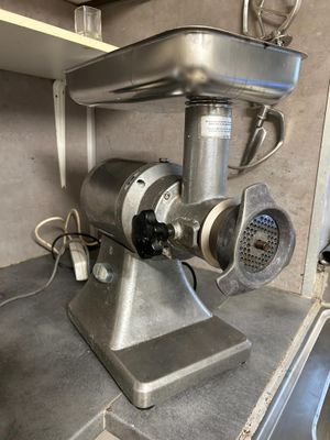 Hachoir à viande DELCOUPE TS 22 - Année 2020. - Photo 1