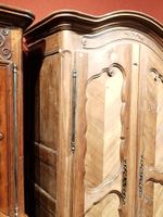 Armoire en merisier à corniche ceintrée (photo 5)