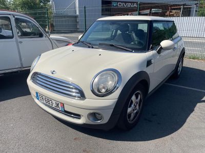 MINI ONE - Genre : VP - Carrosserie : CI - Energie : es - Co…