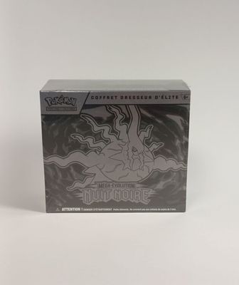 La boîte du jeu de cartes à collectionner Pokémon est vide.