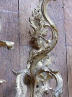 PAIRE D'APPLIQUES à trois bras de lumière en bronze ciselé e… (photo 3)