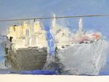 un tableau représentant un bateau sur l'eau, accroché au mur