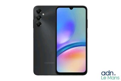 le nouveau Samsung S10e, équipé d'un appareil photo arrière de 64 Mpx et d'un appareil photo arrière de 64 Mpx