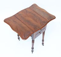 Table de salon en acajou et placage d'acajou à deux abattant… (photo 4)
