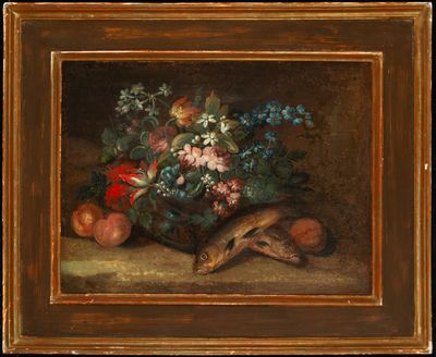 tableau représentant une nature morte avec des fleurs, des fruits et un serpent posés sur une table