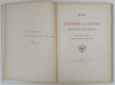 un livre ouvert sur lequel est dessiné un lion