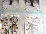 des photos d'un homme en uniforme militaire accrochées au mur