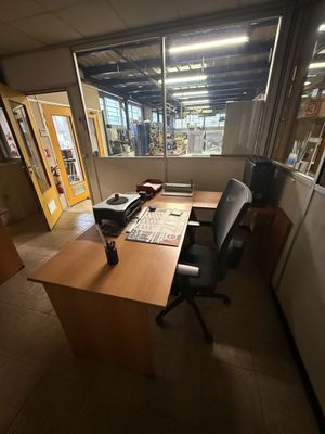 Bureau avec retour en stratifié