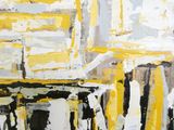 une peinture représentant un bâtiment jaune recouvert de peinture noire et blanche