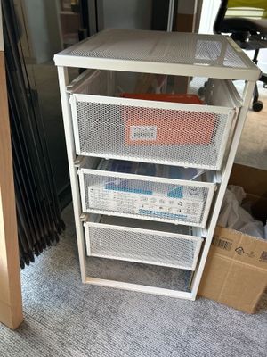 2 casiers blancs grillagés - Photo 1