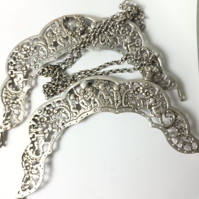 a picture of a pair of scissors on a table