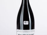 une photo d'une bouteille de vin sur fond blanc