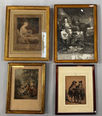 quatre photos encadrées représentant un homme et une femme dans un décor boisé