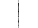 un lampadaire noir et blanc avec un abat-jour en verre