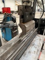 une plieuse hydraulique FACOM type W450, capacité 50 tonnes (photo 2)