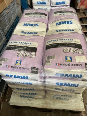 une palette de 20 sacs de platre express ( 25 kg) marque sem…