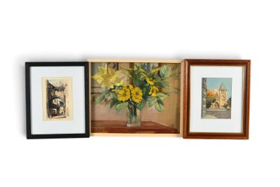 trois photos encadrées représentant des fleurs dans un vase posées sur une étagère