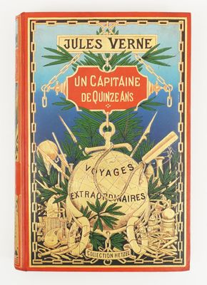 la couverture d'un livre sur laquelle figurent l'image d'un bateau et d'autres éléments