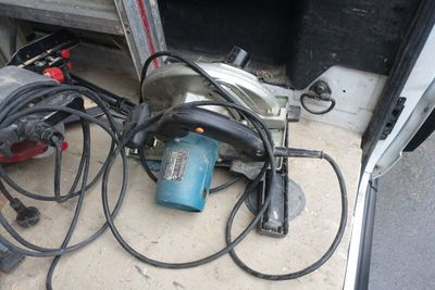 a machine that is sitting in the back of a truck