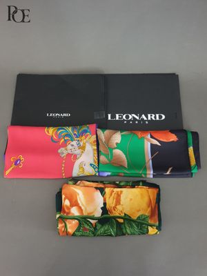 LEONARD, Paris, Deux carrés en soie, l'un à décor de papillo…