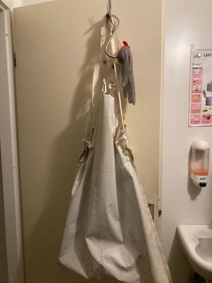 Tablier de protection et gant en maille