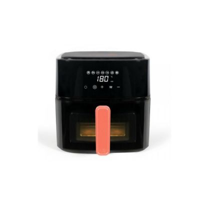 une friteuse à air chaud noire d'où sort un bâtonnet orange