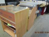 an image of a workbench with a glass top