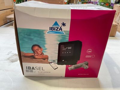 emballage d'une boîte sur laquelle figure l'image d'un bébé dans une piscine