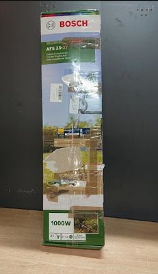 un boîtier de climatiseur Bosch posé sur une table