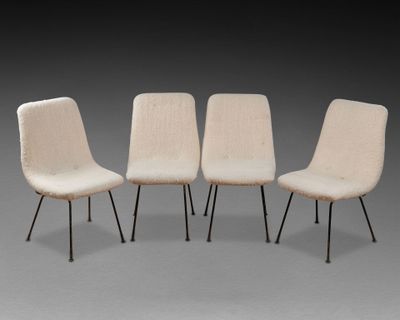 Martin EISLER (1913-1977). Suite de quatre CHAISES Garniture…