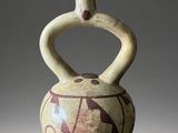 l'image d'un vase orné d'un motif