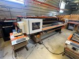an image of a machine that is sitting in a warehouse